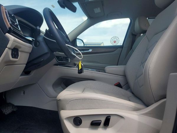 2025 VOLKSWAGEN ATLAS SE