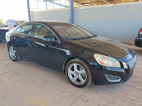 2013 VOLVO S60
