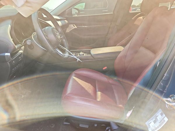 2023 MAZDA 3 Preferred Package