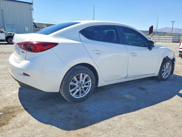 2016 MAZDA 3 Sport/GX