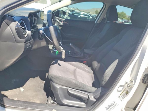2016 MAZDA 3 Sport/GX
