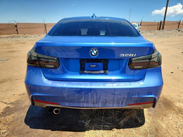 2015 BMW 328