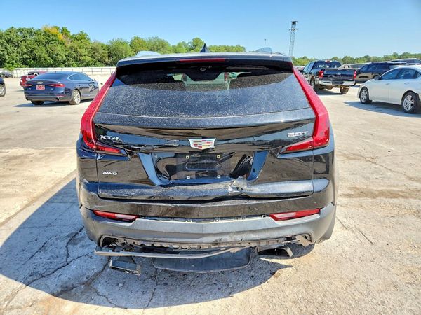 2019 CADILLAC XT4 Premium Luxury