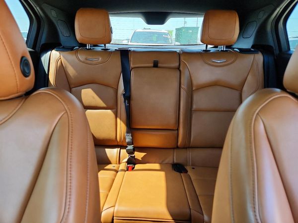 2019 CADILLAC XT4 Premium Luxury