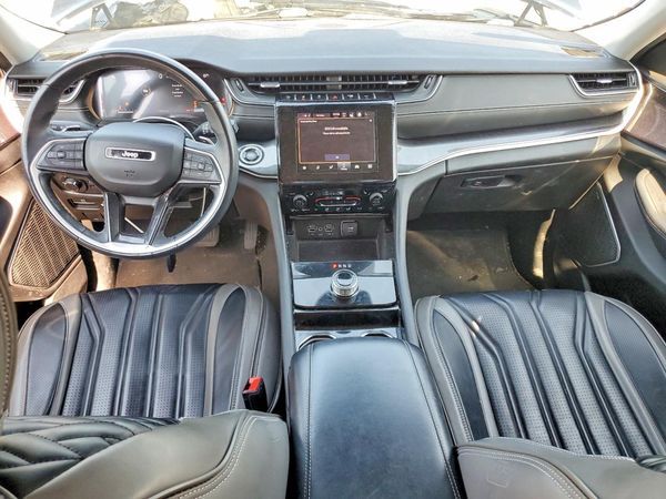 2021 JEEP GRAND CHEROKEE L LAREDO 4X4