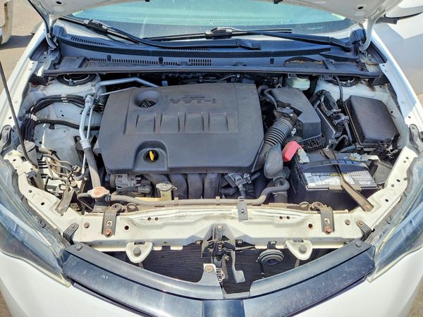 2018 TOYOTA COROLLA L/LE/SE/XLE/XSE — Engine bay