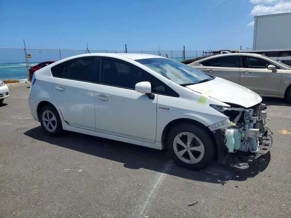 2015 TOYOTA PRIUS