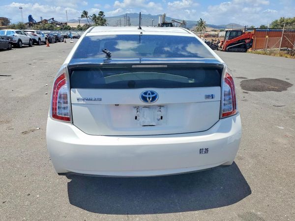 2015 TOYOTA PRIUS