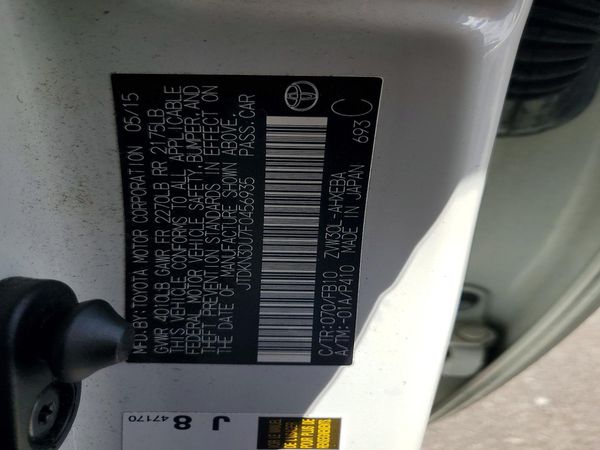 2015 TOYOTA PRIUS
