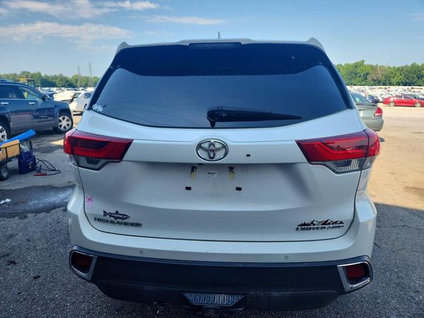 2018 TOYOTA HIGHLANDER Ltd/Ltd Platinum