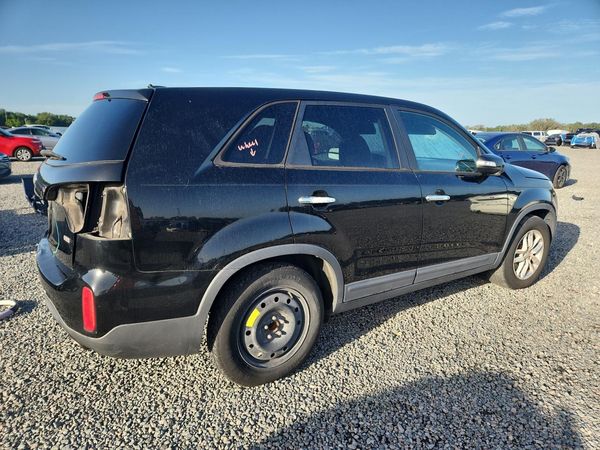 2014 KIA SORENTO Base/ LX