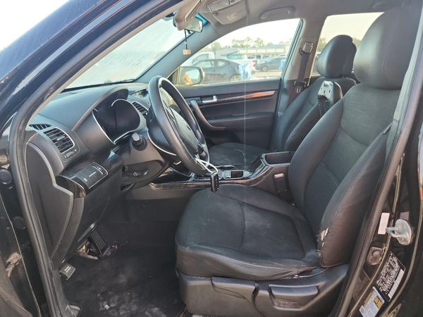2014 KIA SORENTO Base/ LX