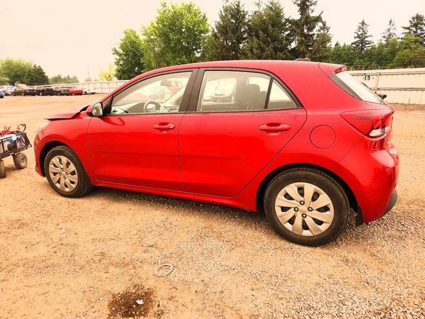 2018 KIA RIO 5-DOOR LX, S