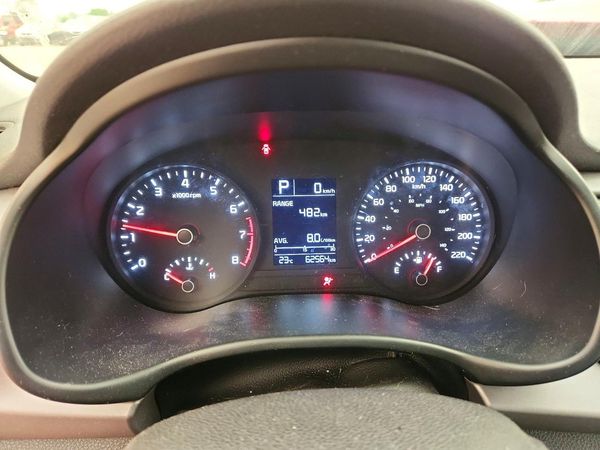 2018 KIA RIO 5-DOOR LX, S
