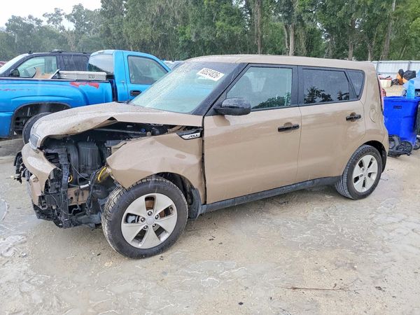 2015 KIA SOUL GL(Middle-low grade) — Front 3/4