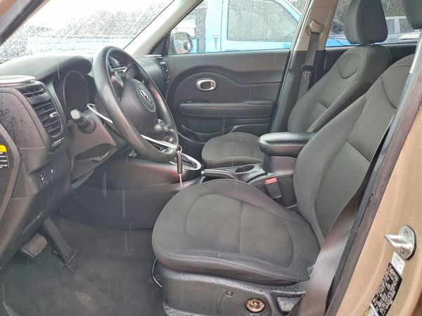 2015 KIA SOUL GL(Middle-low grade) — DENT