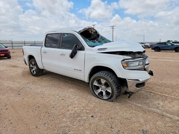 2021 RAM 1500 Laramie — Passenger 3/4