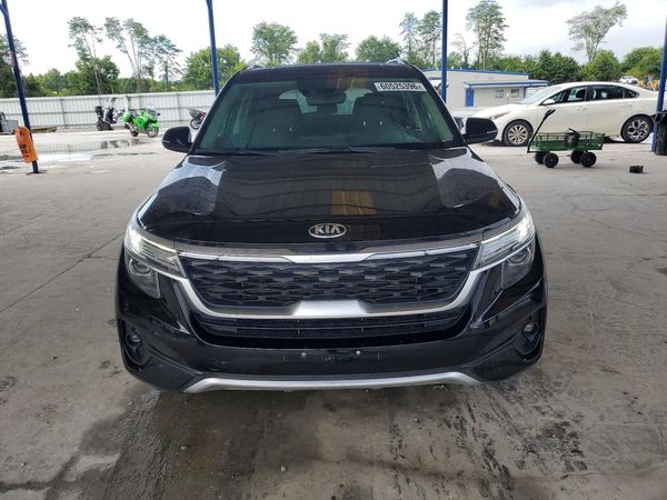 2021 KIA SELTOS EX