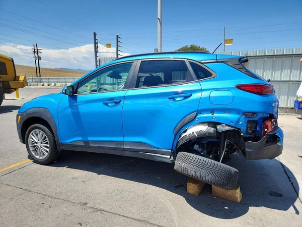 2021 HYUNDAI KONA SEL