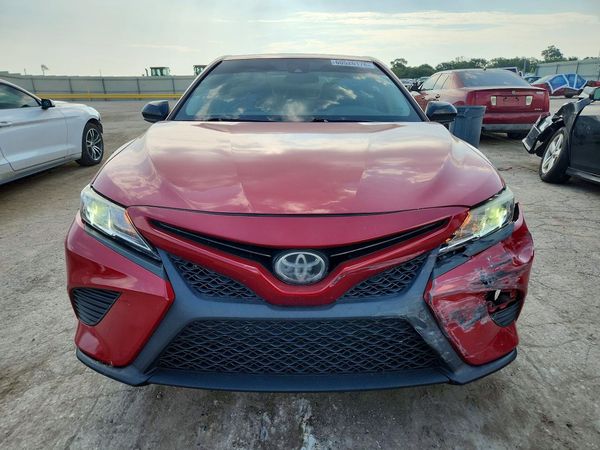 2019 TOYOTA CAMRY