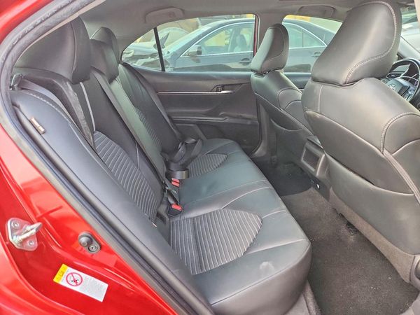 2019 TOYOTA CAMRY