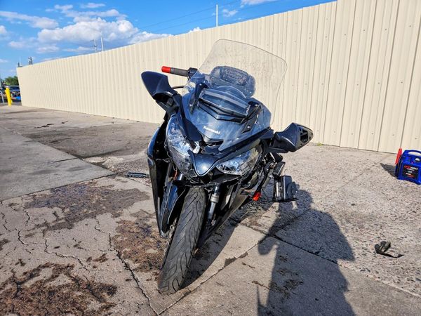 2015 KAWASAKI ZG CONCOUR