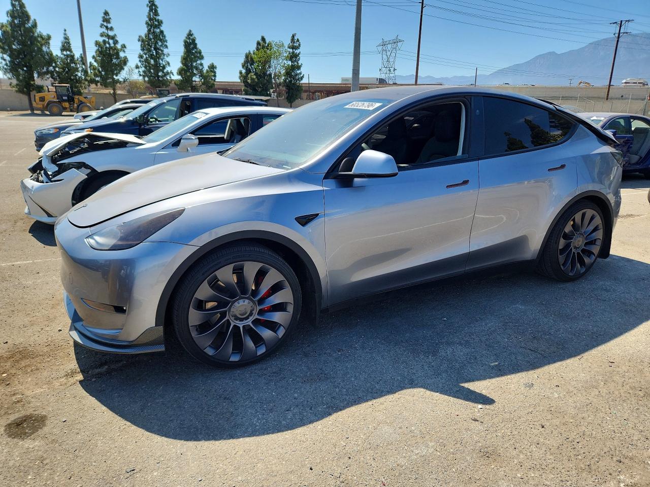 2024 TESLA MODEL Y