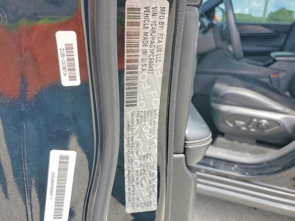 2022 JEEP GRAND CHEROKEE Laredo, Altitude