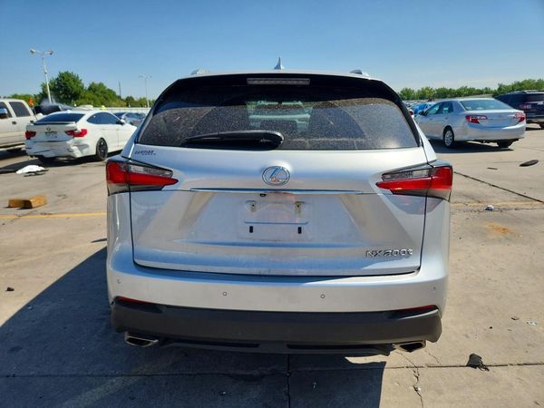 2015 LEXUS NX 200t Luxury
