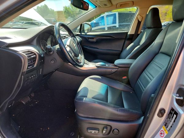 2015 LEXUS NX 200t Luxury