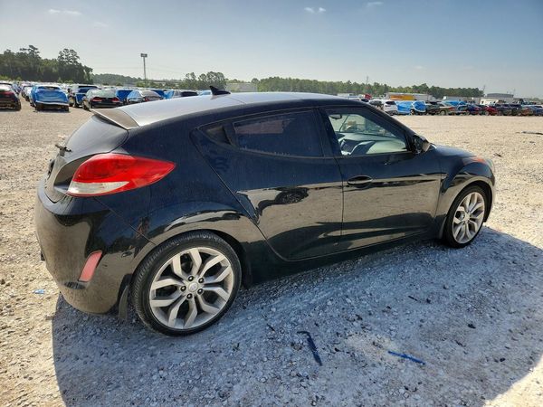 2013 HYUNDAI VELOSTER