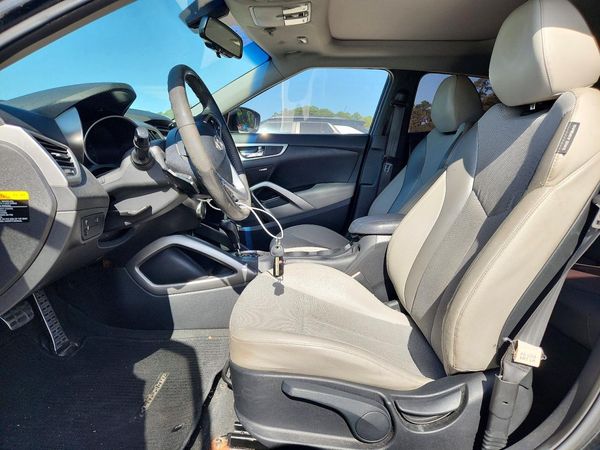 2013 HYUNDAI VELOSTER
