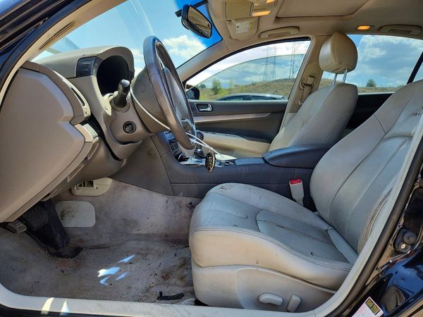 2013 INFINITI G37