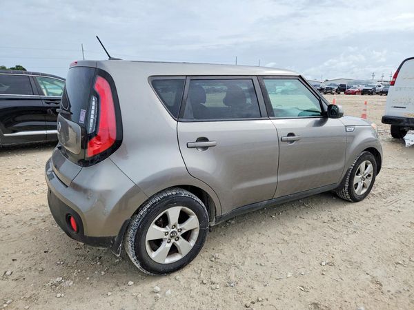 2017 KIA SOUL Base
