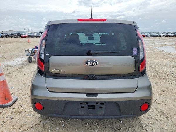 2017 KIA SOUL Base