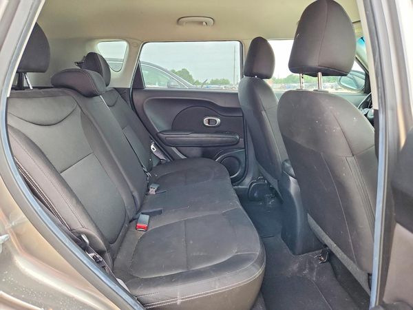 2017 KIA SOUL Base