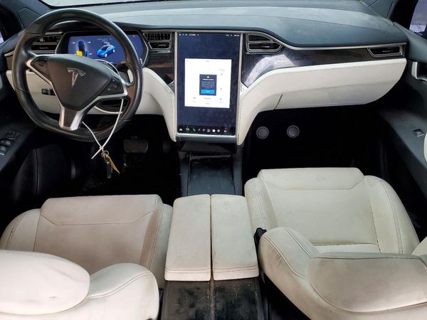 2017 TESLA MODEL X