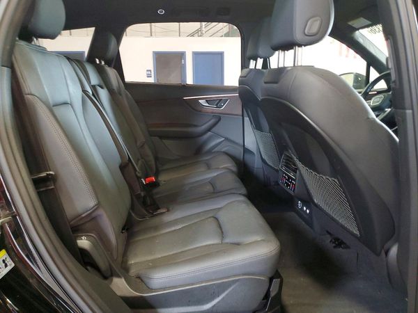 2020 AUDI Q7
