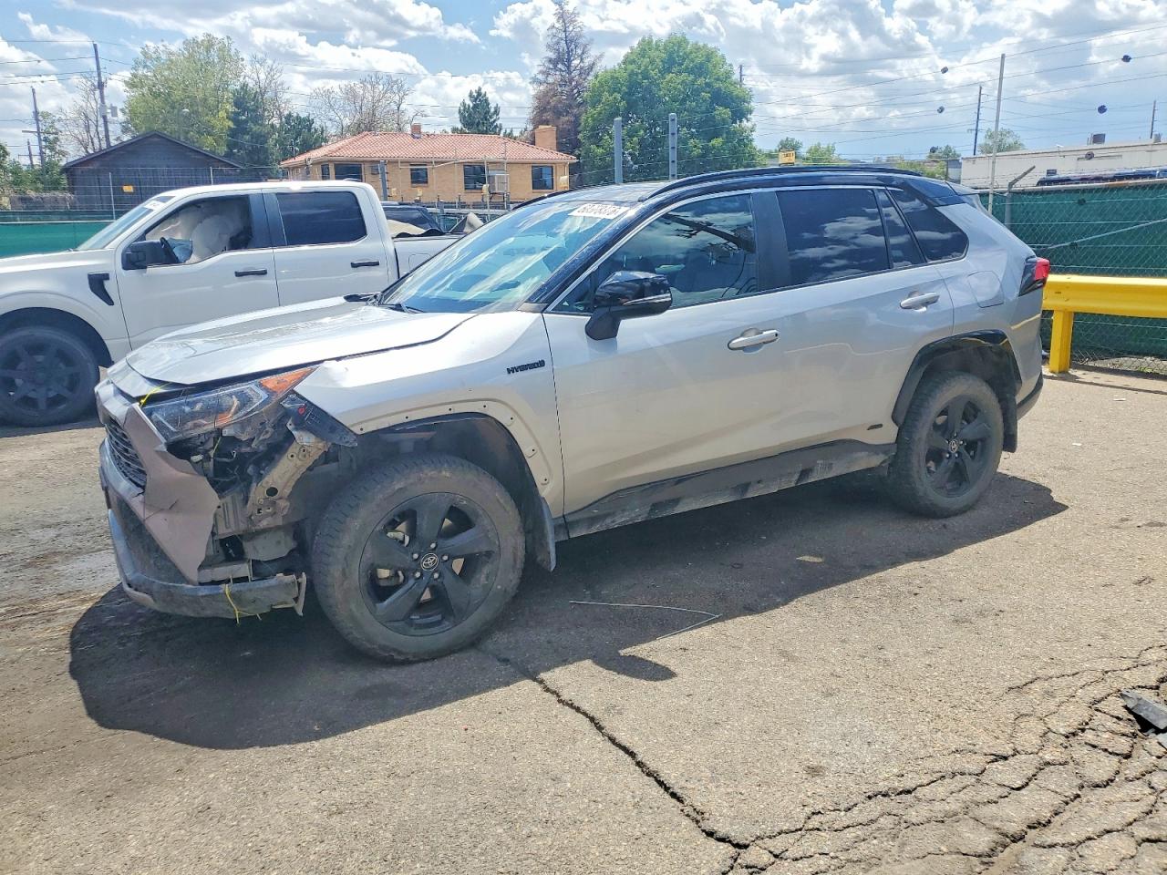 2020 TOYOTA RAV4 XSE HV