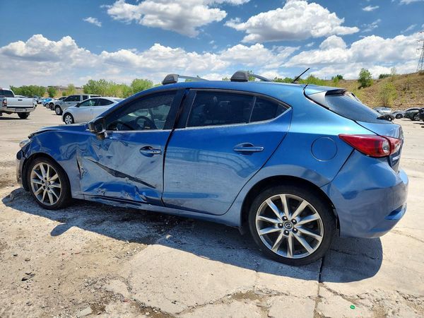 2018 MAZDA 3 Touring