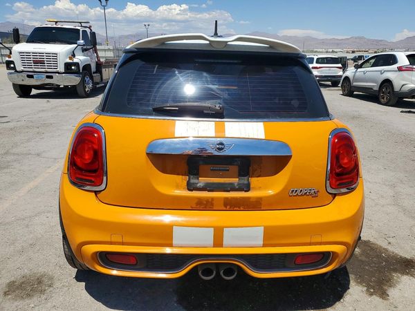 2017 MINI COOPER