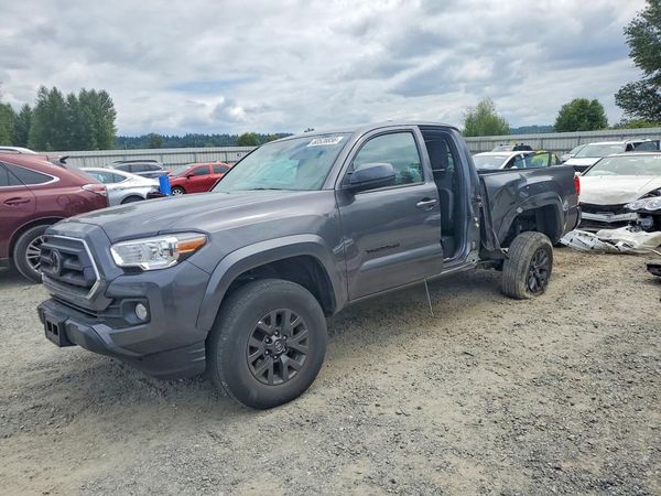 2022 TOYOTA TACOMA SR5