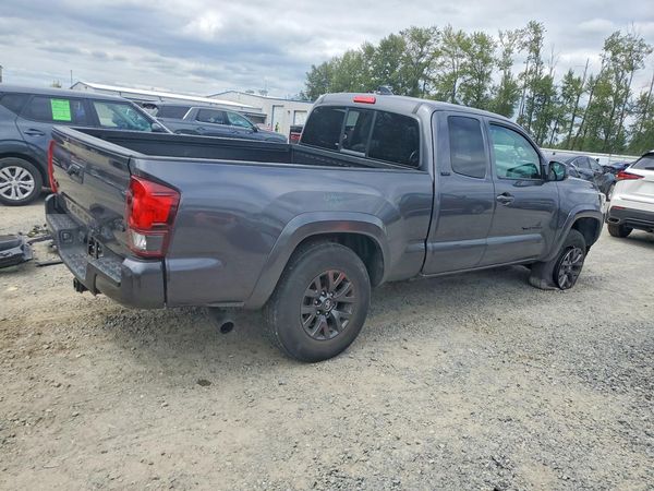 2022 TOYOTA TACOMA SR5