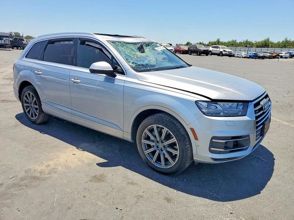 2019 AUDI Q7