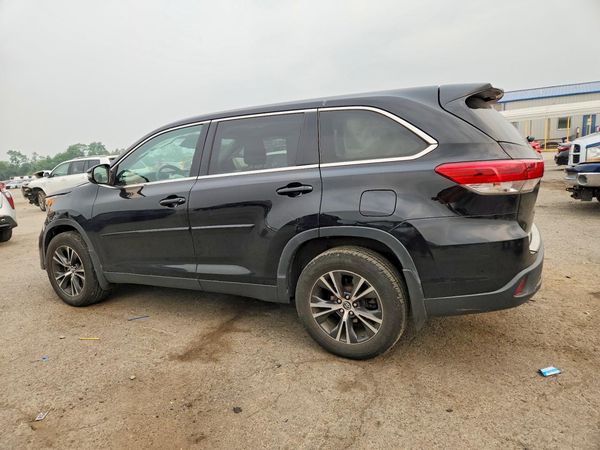 2019 TOYOTA HIGHLANDER LE/LE Plus