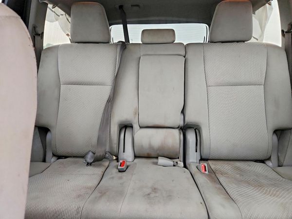 2019 TOYOTA HIGHLANDER LE/LE Plus