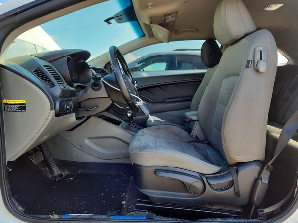 2014 KIA FORTE LX, EX