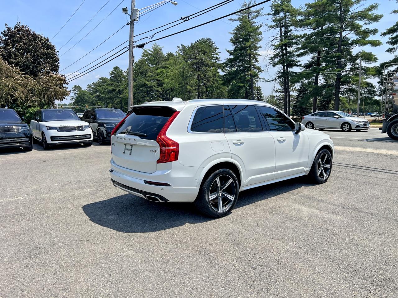 2019 VOLVO XC90 R-Design