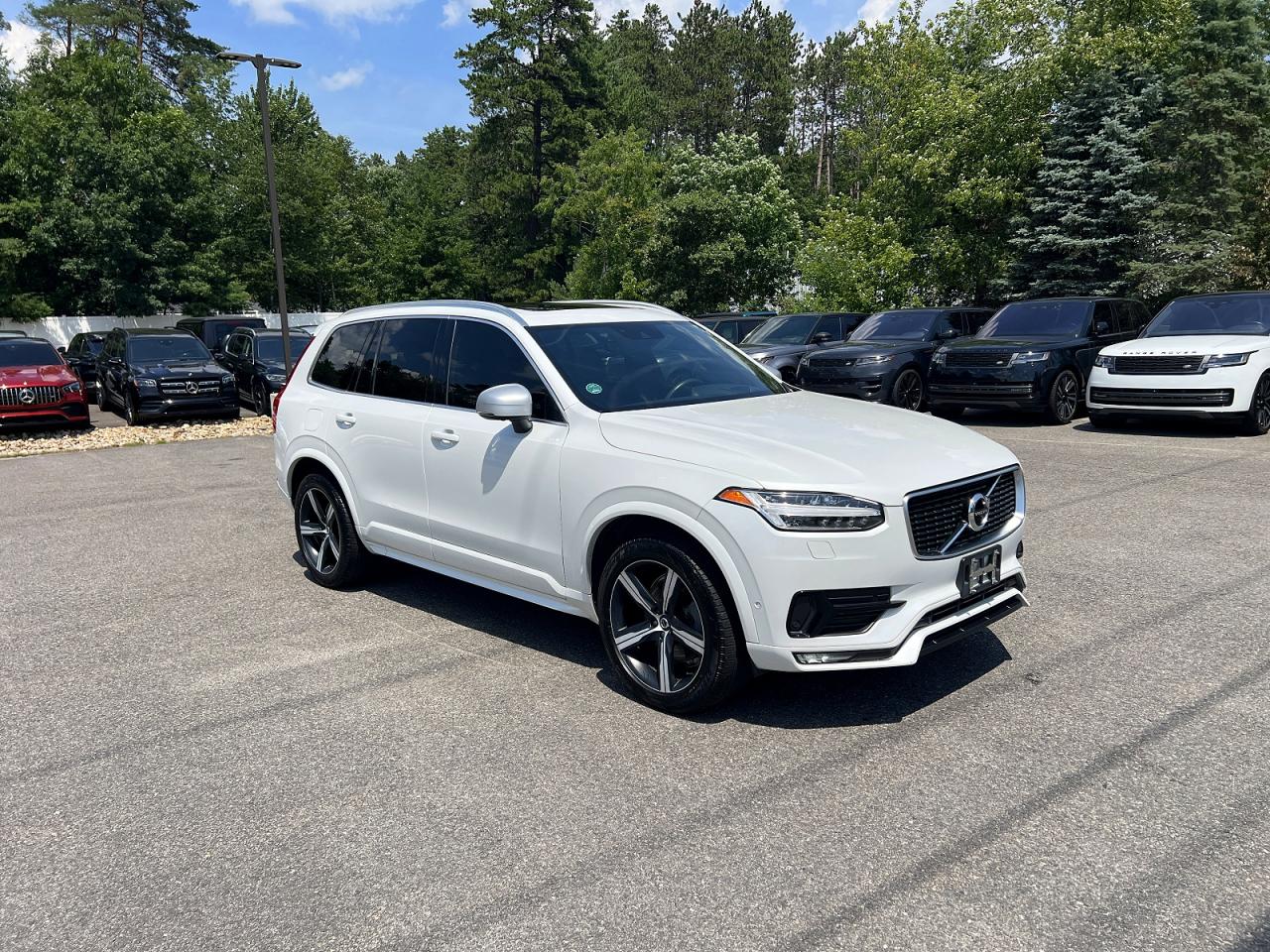 2019 VOLVO XC90 R-Design