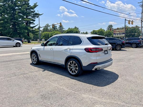2023 BMW X5 xDrive45e